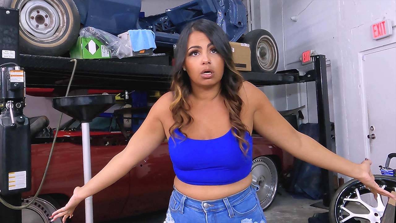 Bang RoadSideXXX C Stylex Trades Her Ass For Her Car Back